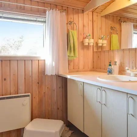 Дом отдыха Beautiful In W/ 3 Bedrooms *